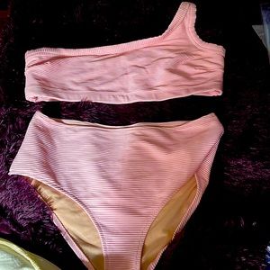 Blush pink 2 piece ribbed old navy high waist bottom with high sides.